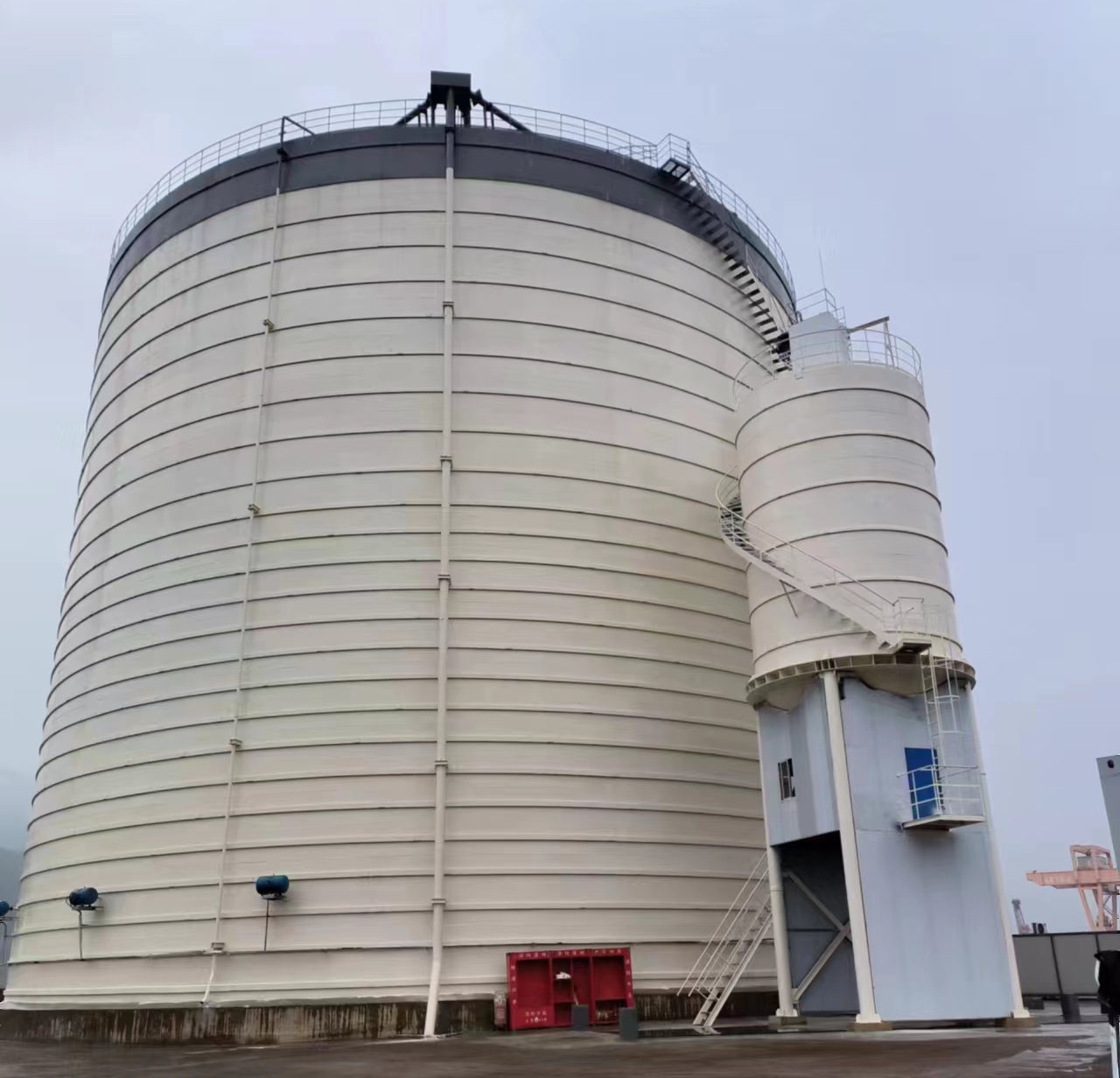 通海10万吨水泥钢板库